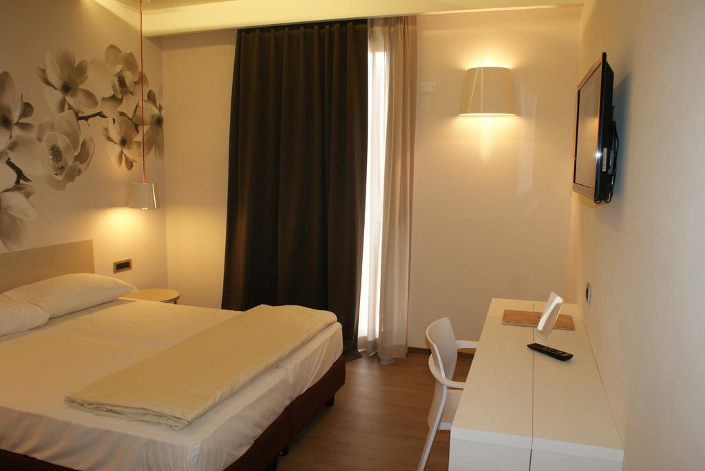 Hotel Corte Quadri Lonigo Chambre photo